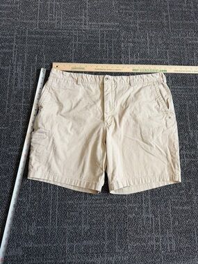 Men's DuluthFlex Ballroom Khaki Relaxed Fit Sz 42 Shorts